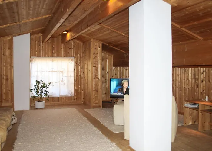 In بيت للعطل *